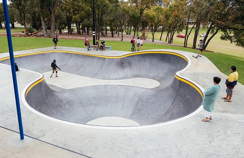 Edge skatepark